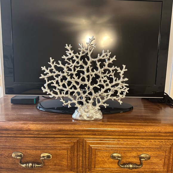 Silver Coral Decoration /Accent Piece *BRAND NEW* - Picture 3 of 3